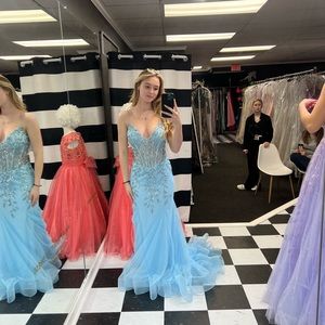 Brand new Jovani prom dress